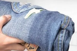 Як прибрати монтажну піну з одягу видаляємо складне забруднення спеціальними і підручними засобами (монтажну) Як прибрати монтажну піну з одягу видаляємо складне забруднення спеціальними і підручними засобами