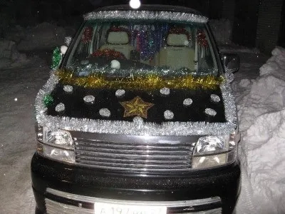 Як прикрасити автомобіль (салон і зовні) на новий рік, якщо працюєш на ньому в свята (прикраса) Як прикрасити автомобіль (салон і зовні) на новий рік, якщо працюєш на ньому в свята