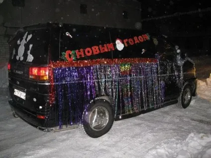 Як прикрасити автомобіль (салон і зовні) на новий рік, якщо працюєш на ньому в свята (салон автомобіля) Як прикрасити автомобіль (салон і зовні) на новий рік, якщо працюєш на ньому в свята