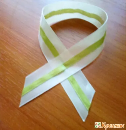 Як своїми руками зробити приємно пахне топиарий з атласних стрічок (руками) Як своїми руками зробити приємно пахне топиарий з атласних стрічок