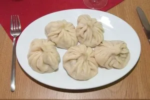 Як варити хінкалі в домашніх умовах (маслом Викладають хінкалі) Як варити хінкалі в домашніх умовах