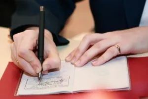 Як виселити сусідів з квартири в 2017 році способи і правила (квартири) Як виселити сусідів з квартири в 2017 році способи і правила