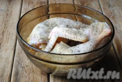 Як смачно приготувати домашню курку - рецепт з фото