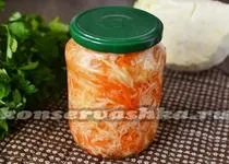 Як засолити морква на зиму в банках