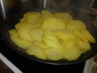Картопля смажена кружечками (технологічні карти страв) Картопля смажена кружечками