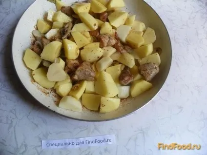 Картопля з болгарським перцем м'ясом і базиліком рецепт з фото (болгарським) Картопля з болгарським перцем м'ясом і базиліком рецепт з фото