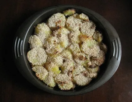 Картопля з кунжутом в духовці (картопля) Картопля з кунжутом в духовці