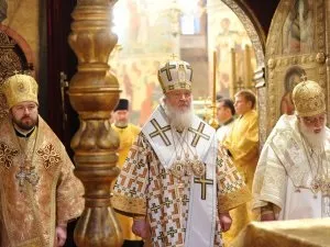 До чого сниться батюшка