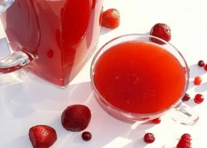 Кисіль з варення і крохмалю простий рецепт, з яблуками (крохмалю) Кисіль з варення і крохмалю простий рецепт, з яблуками