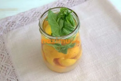 Консервовані абрикоси (половинками в сиропі) - рецепт з фото на зиму (сиропі) Консервовані абрикоси (половинками в сиропі) - рецепт з фото на зиму