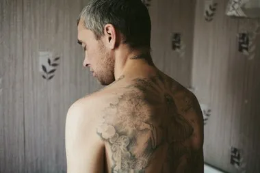 Крістофер Нанн «випивати під пісні цоя (випивати) Крістофер Нанн «випивати під пісні цоя