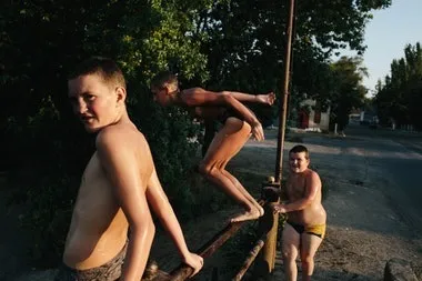 Крістофер Нанн «випивати під пісні цоя (випивати) Крістофер Нанн «випивати під пісні цоя