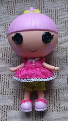 Ляльки lalaloopsy море пластмасовою ніжності і чарівності (lalaloopsy) Ляльки lalaloopsy море пластмасовою ніжності і чарівності