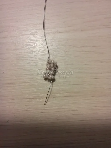 Лялька з бісеру
