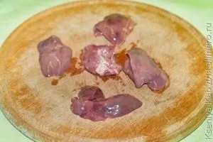 Куряча печінка в духовці