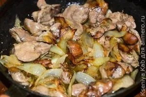 Куряча печінка в духовці