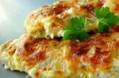 Куряча грудка з ананасами
