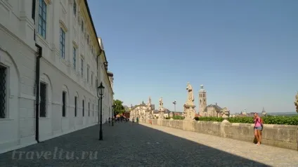 Кутна гора - місто-музей в околицях Праги (гора) Кутна гора - місто-музей в околицях Праги