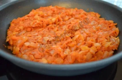 Курка з морквою і цибулею - рецепт з покроковими фото (курка) Курка з морквою і цибулею - рецепт з покроковими фото