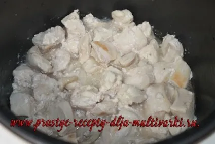 Курячі грудки в вершках в мультиварці (мультиварці) Курячі грудки в вершках в мультиварці