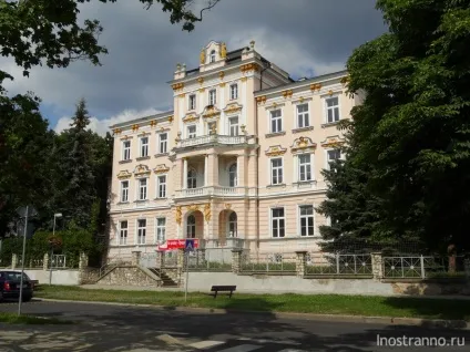 Курортне місто теплиці