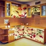 Кухні з малюнком або фотодруком на фасадах фото прикладів розпису, виготовлення своїми руками (фото) Кухні з малюнком або фотодруком на фасадах фото прикладів розпису, виготовлення своїми руками