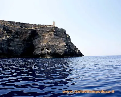 Лампедуза - рай для дайверів і любителів шикарних пляжів (пляжів) Лампедуза - рай для дайверів і любителів шикарних пляжів