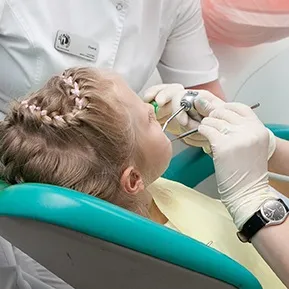 Лікування молочних зубів дітям в Одессае сучасні методи, ціни, відгуки про клініку (молочних) Лікування молочних зубів дітям в Одессае сучасні методи, ціни, відгуки про клініку