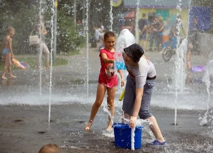 У дніпрі пройшла водна битва як це було, інформатор (було) У дніпрі пройшла водна битва як це було, інформатор