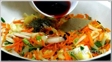 Макарони з куркою і овочами в ароматному соусі (макарони) Макарони з куркою і овочами в ароматному соусі