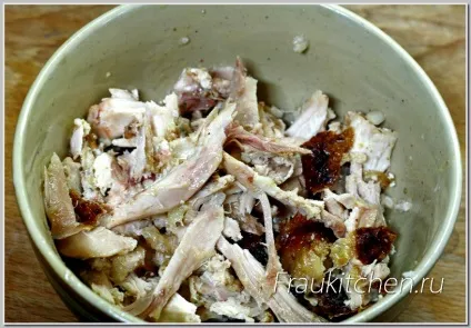 Макарони з куркою і овочами в ароматному соусі (ароматному) Макарони з куркою і овочами в ароматному соусі