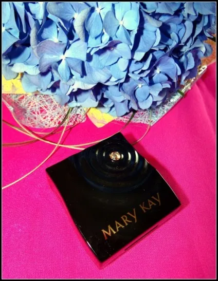 Mary kay мінеральна золотиста пудра (колір пісочне печиво) (mary) Mary kay мінеральна золотиста пудра (колір пісочне печиво)