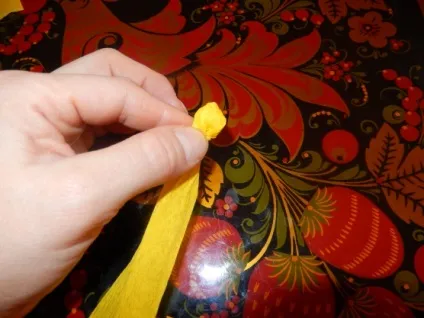Майстер-клас з виготовлення дзвіночків з гофрованого паперу