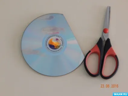 Майстер-клас «павич з cd диска і пластиліну»