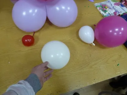 Ведмідь з link-o-loon - компанія чарівник (казань) (ведмедик з повітряних куль) Ведмідь з link-o-loon - компанія чарівник (казань)