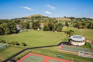 Millfield school - вступ і навчання в школі міллфілд