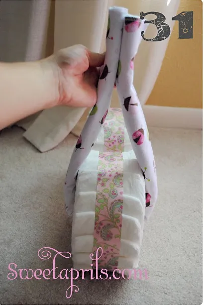 Мотоцикл з памперсів - кращий подарунок для новонародженого (мотоцикл з памперсів) Мотоцикл з памперсів - кращий подарунок для новонародженого