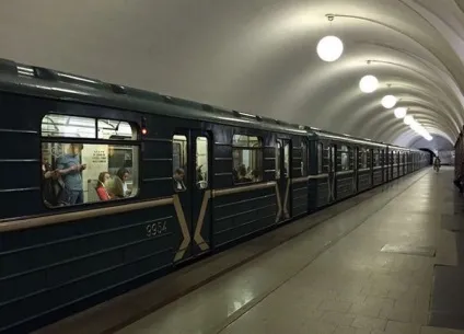 Московський метрополітен, Україна опис, фото, де знаходиться на карті, як дістатися (метрополітен) Московський метрополітен, Україна опис, фото, де знаходиться на карті, як дістатися