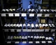 Податкова періодично запитує документи про угоди з нашими партнерами, але нас не перевіряє (податкова) Податкова періодично запитує документи про угоди з нашими партнерами, але нас не перевіряє