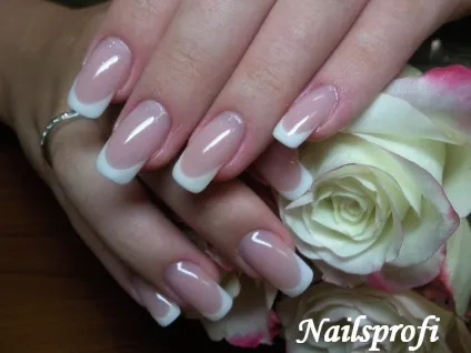 Нарощування нігтів одного кольору, мережа студій краси - nailsprofi (одного) Нарощування нігтів одного кольору, мережа студій краси - nailsprofi