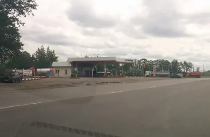 Виїзд з прилеглої території, перехрещення проїзних частин чи ні (неоднозначності пдд), (прилегла територія) Виїзд з прилеглої території, перехрещення проїзних частин чи ні (неоднозначності пдд),