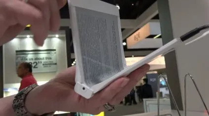 Новини по тегу гнучкий екран, сторінка 1 з 4 (AMOLED активна матриця) Новини по тегу гнучкий екран, сторінка 1 з 4