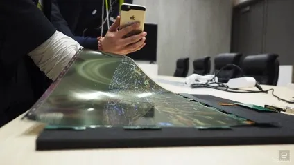 Новини по тегу гнучкий екран, сторінка 1 з 4 (AMOLED активна матриця) Новини по тегу гнучкий екран, сторінка 1 з 4