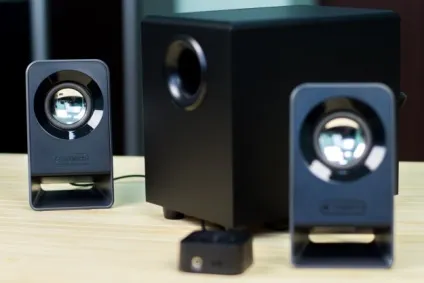 Огляд logitech multimedia speakers z213 якісний звук за доступні гроші