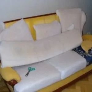 Перетяжка м'яких меблів ремонт та реставрація дивана і крісла своїми руками
