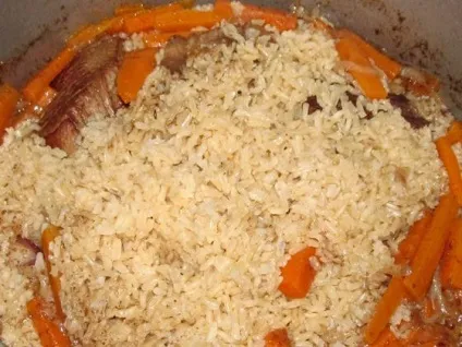 Плов з бурого рису