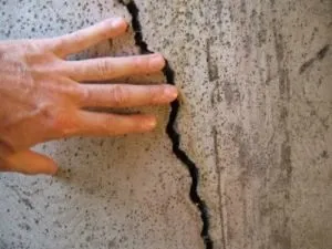 Чому з'являються тріщини на фасаді (фасаді) Чому з'являються тріщини на фасаді