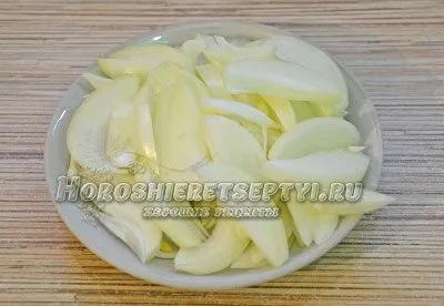 Пагони часнику з м'ясом (часнику) Пагони часнику з м'ясом