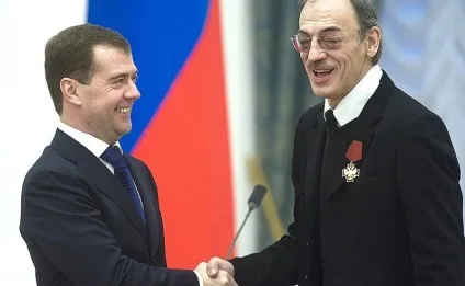 Чому боярський не знімає капелюх (боярський) Чому боярський не знімає капелюх
