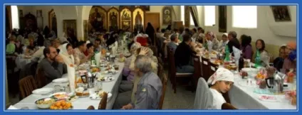 Поминальна трапеза, сім'я і віра